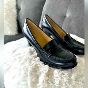 Micheal Kora high heel penny loafer style excellent condition